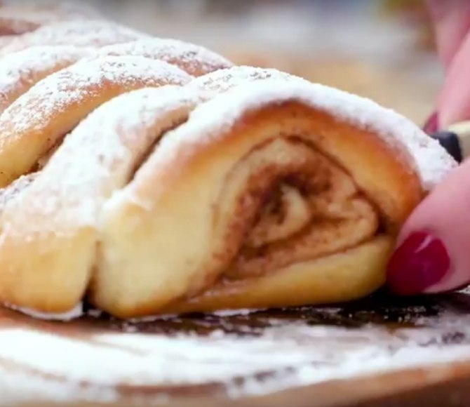 Рулет із корицею