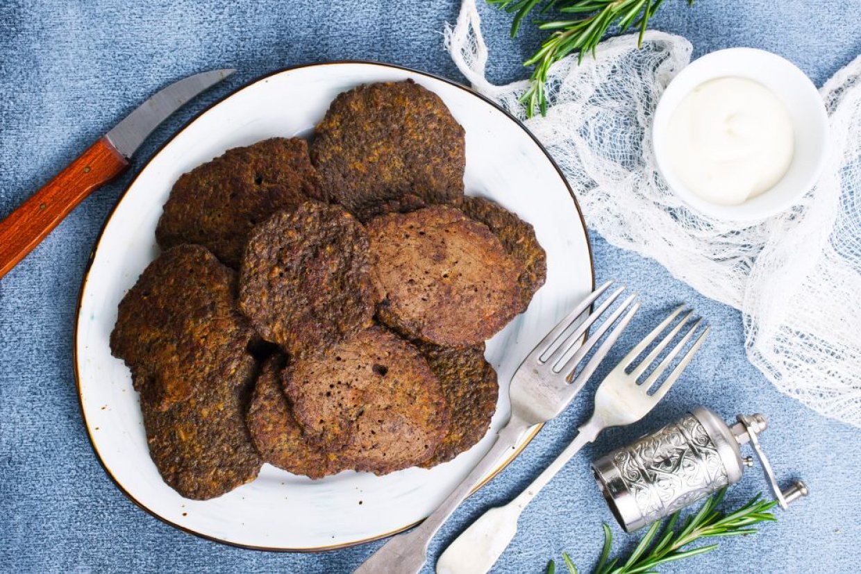 Печеночные оладьи с манкой