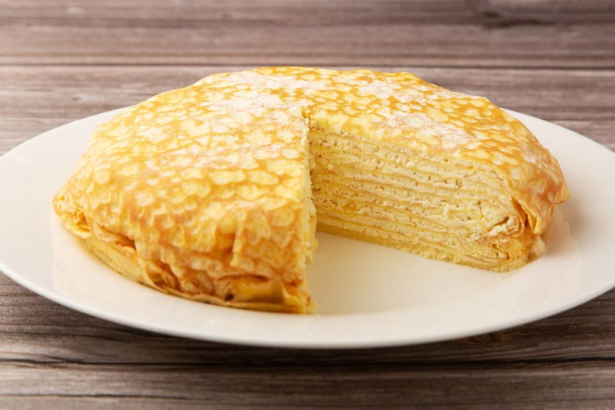 Млинний торт зі згущеним молоком