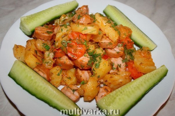 Печеня з сосисками в мультиварці