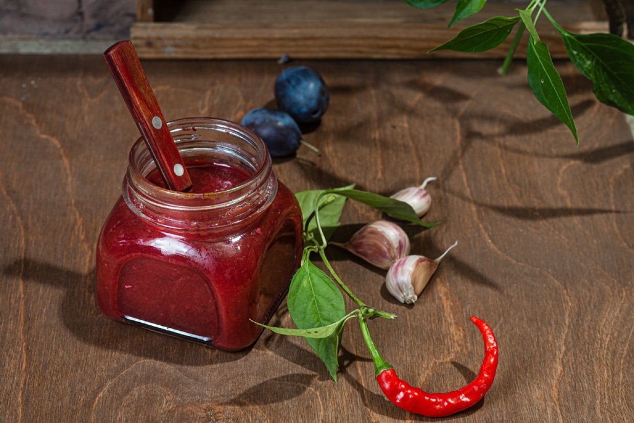 Ткемалі з терну на зиму