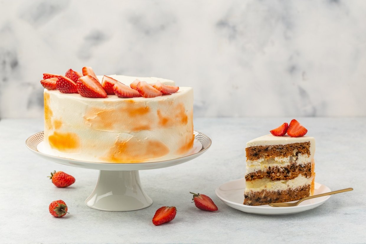 Смітанник з медовими коржами