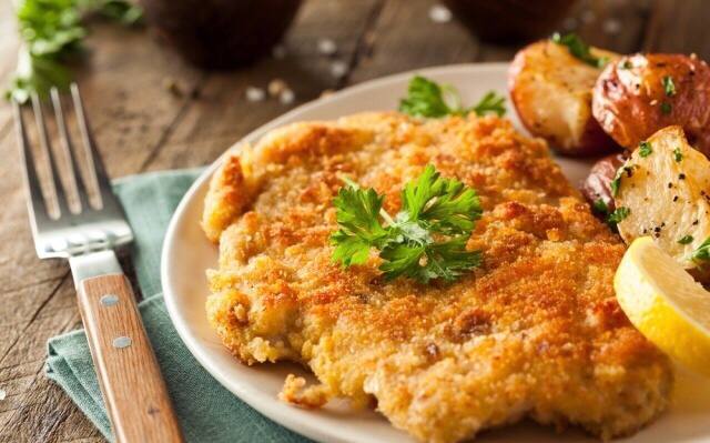 Хрумкий курячий шницель