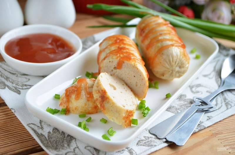 Домашні сосиски з куркою