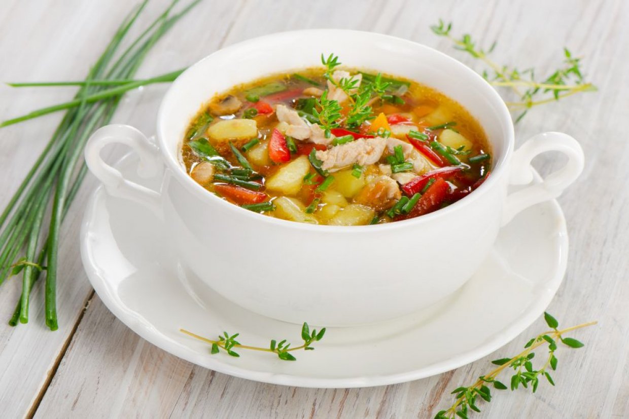 Суп із копченою куркою