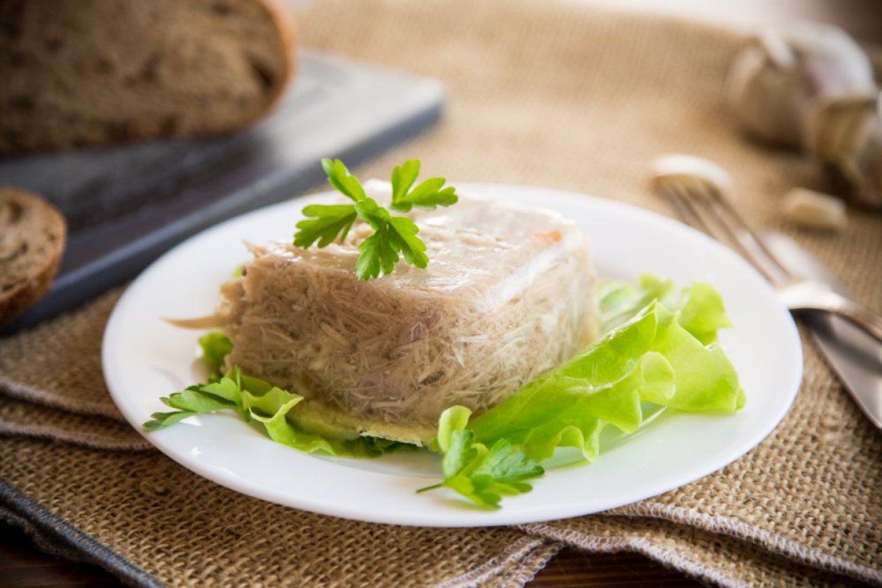 Холодець з рульки та курки