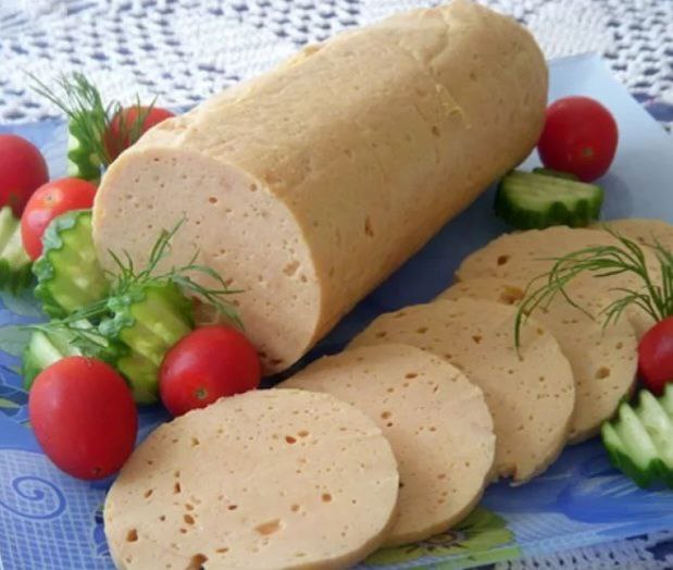 Ковбаса з курячої грудинки