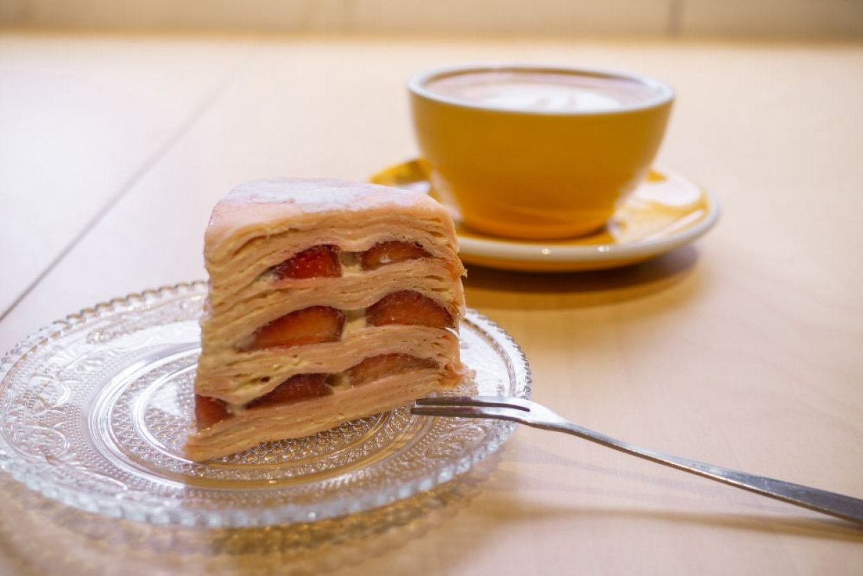 Млинець з полуницею