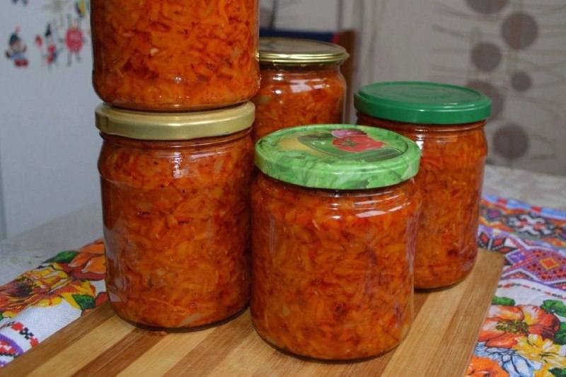 Морквяний салат на зиму