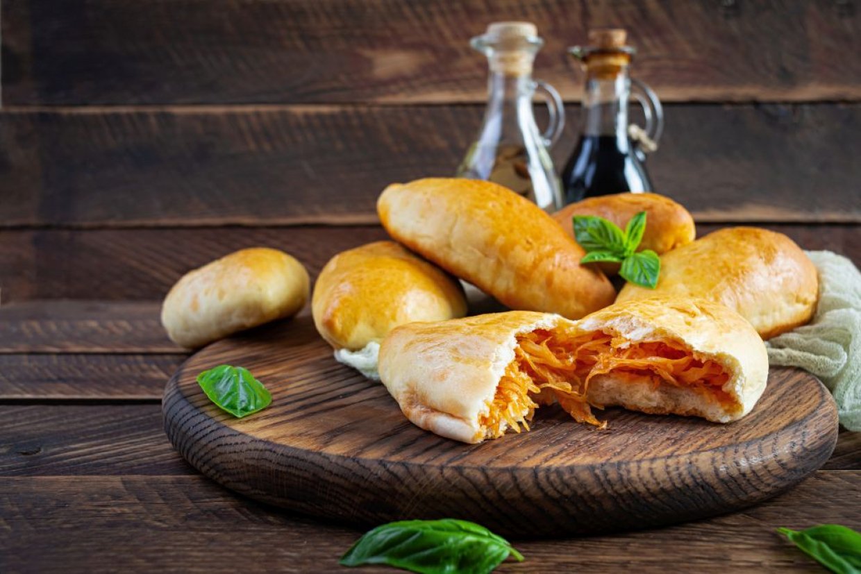 Пирожки с морковкой в духовке
