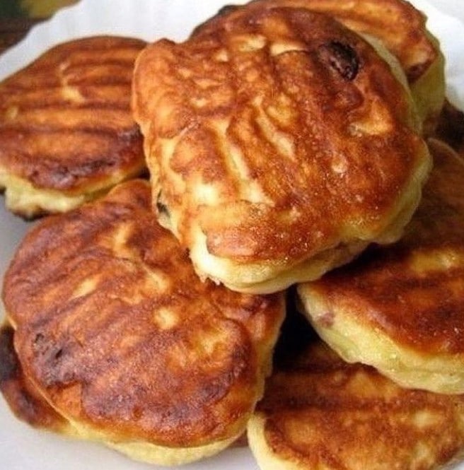 Оладьи из творога с изюмом