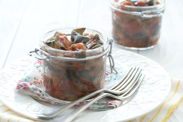 Баклажаны с орехами