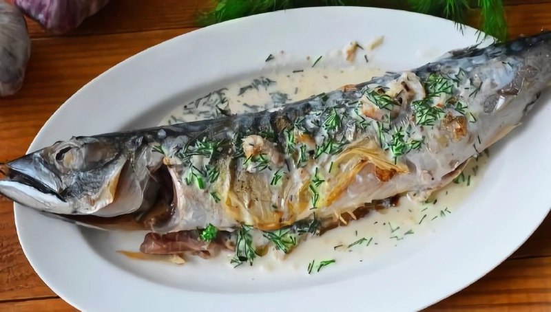 Скумбрия под чесночным соусом