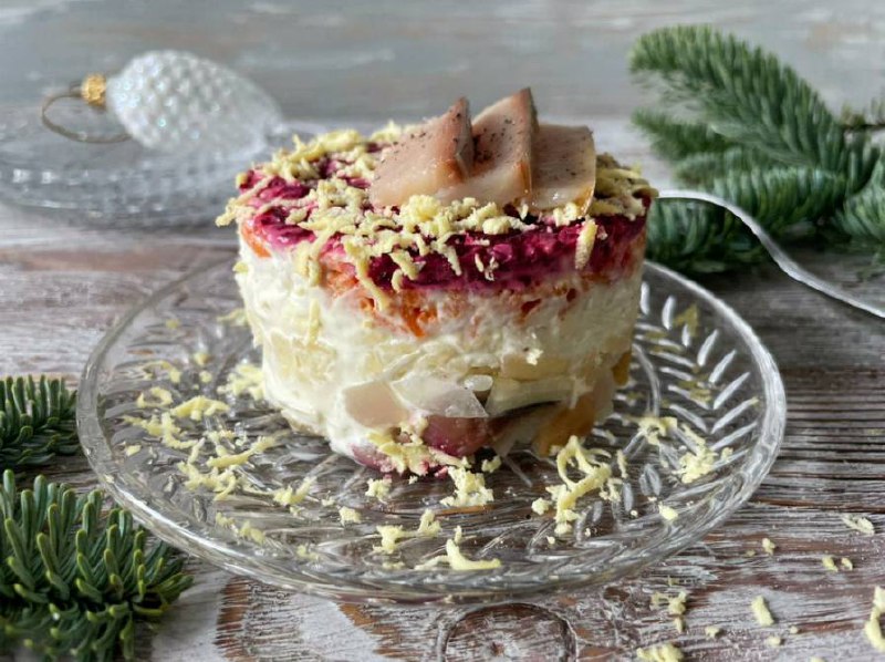 Салат «Скумбрія під шубою»