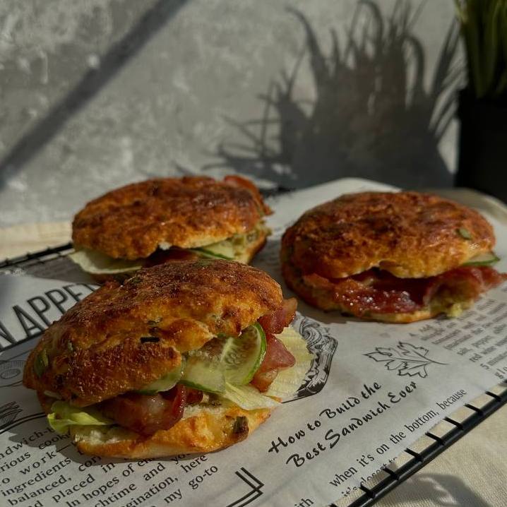 Булочки з хрусткими беконом