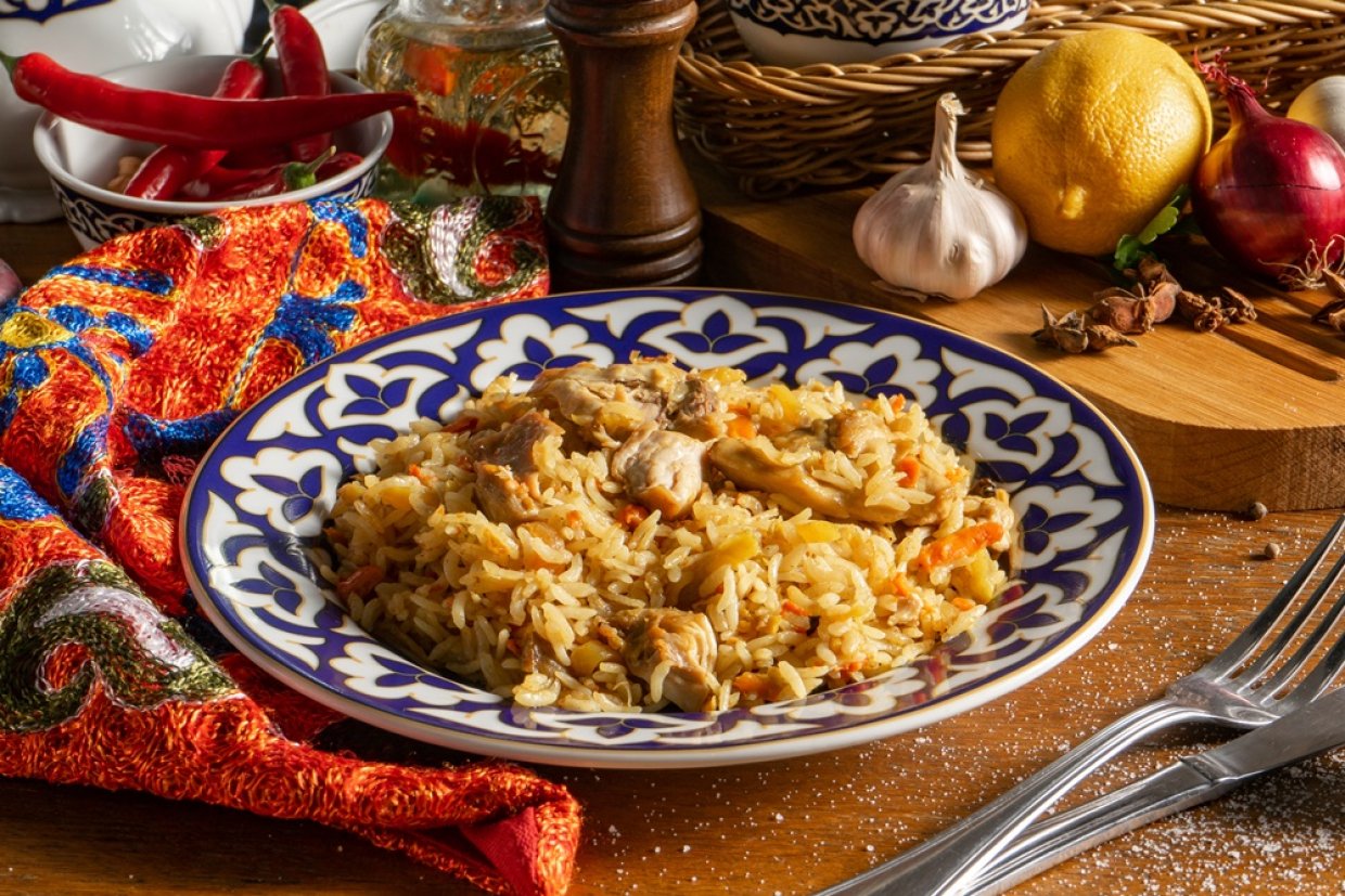 Плов у скороварці з куркою