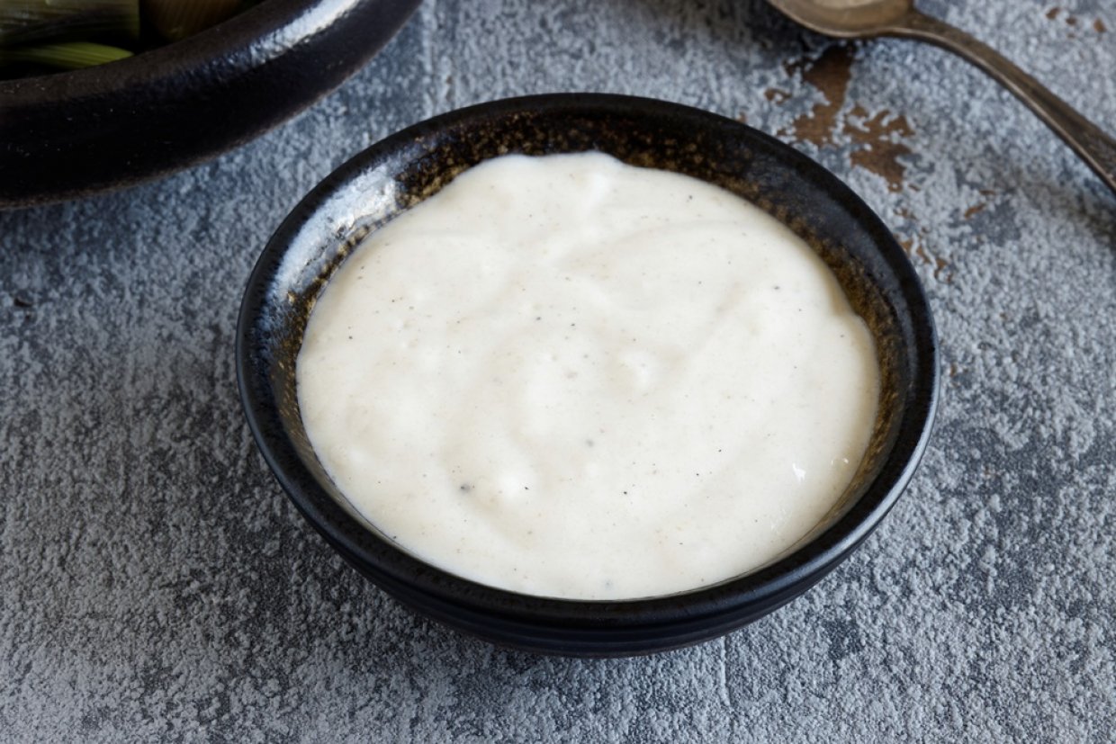 Класичний соус бешамель для мусаки