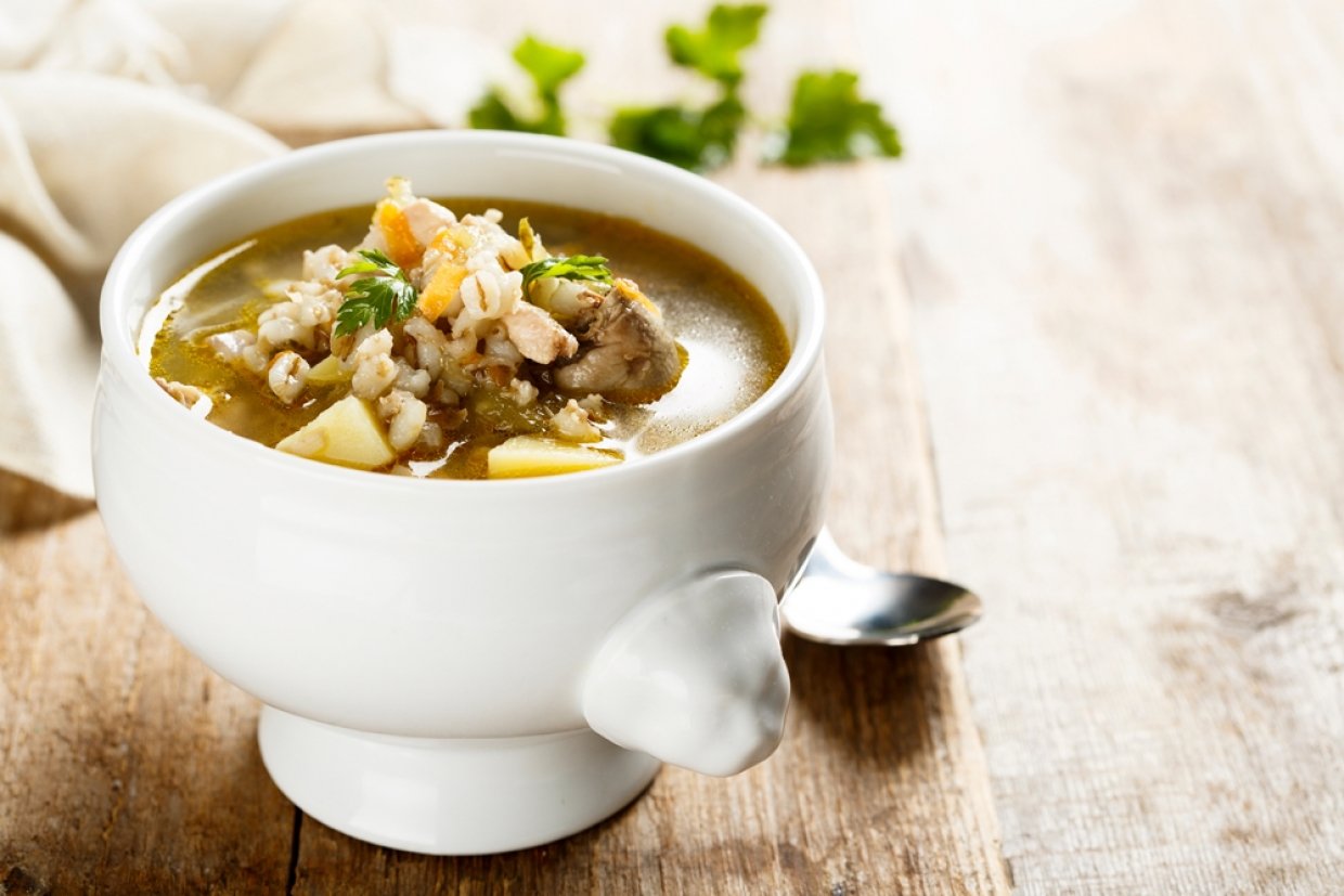 Розсольник з курячими потрошками