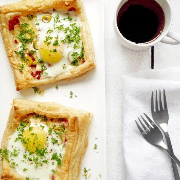 Шари з яйцем, шинкою та сиром