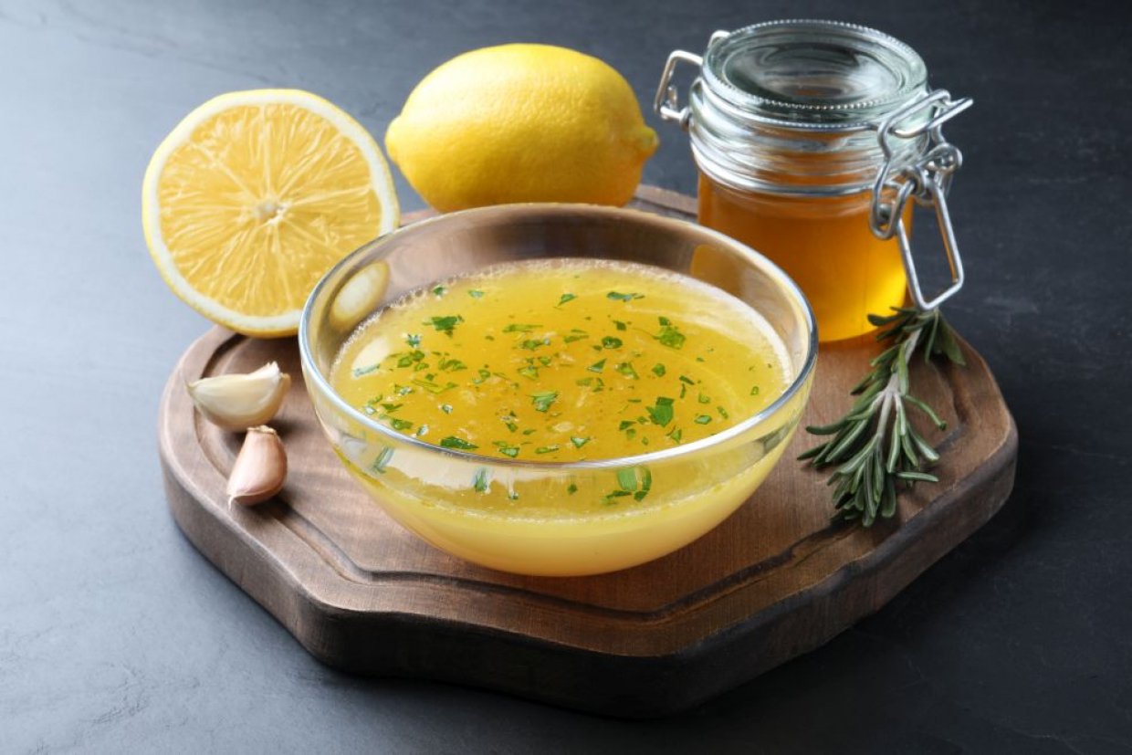 Часниковий соус для курчати тютюну
