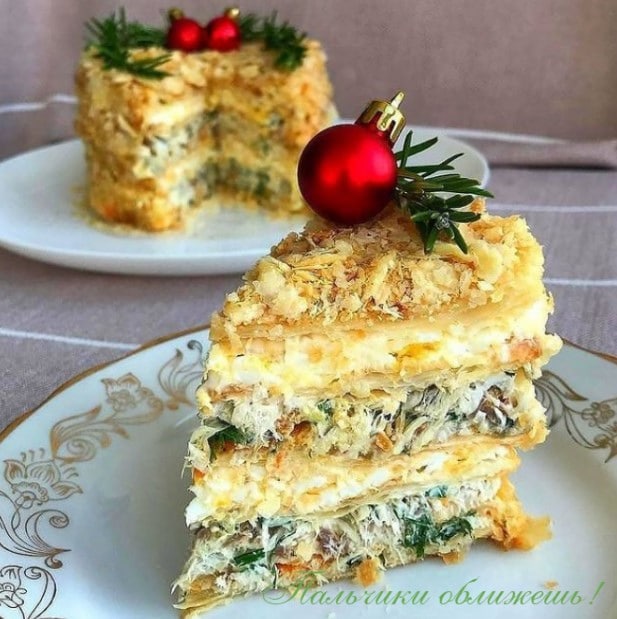 Закусочний торт наполеон