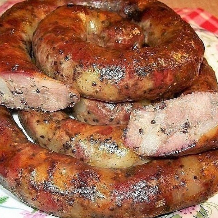 Ковбаса домашня куряча швидкого приготування