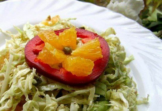 Салат с капустой и орехами