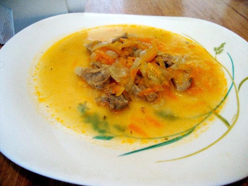 Подливка свиная с кетчупом, морковью и луком в мультиварке