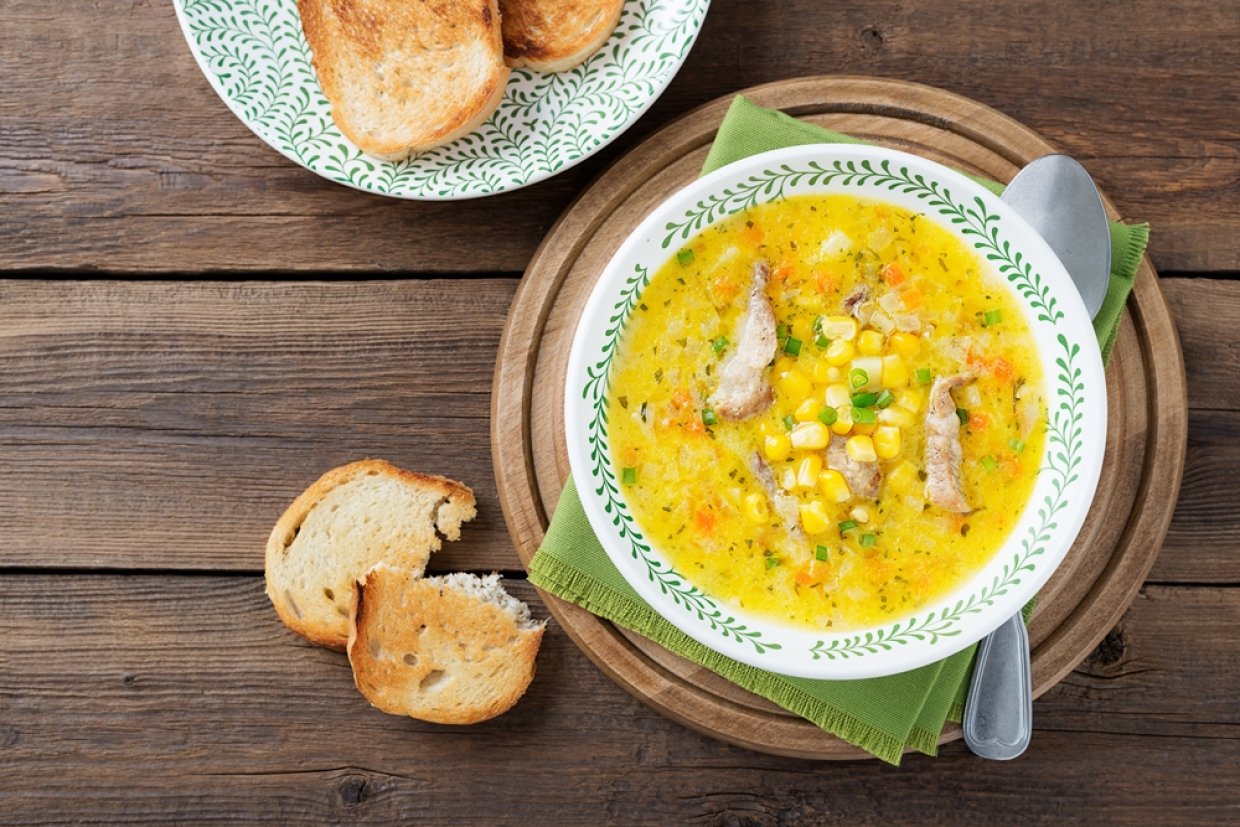 Суп-пюре з кукурудзи з овочами та м’ясом