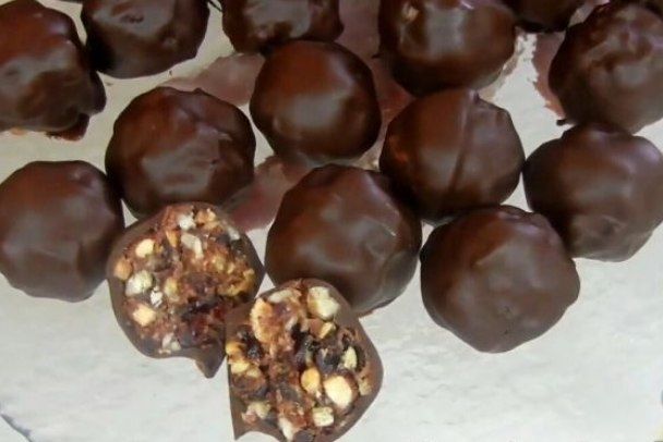 Горіхові цукерки