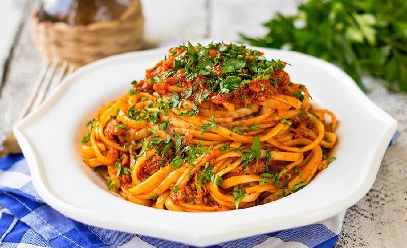 Макарони по-флотськи в мультиварці