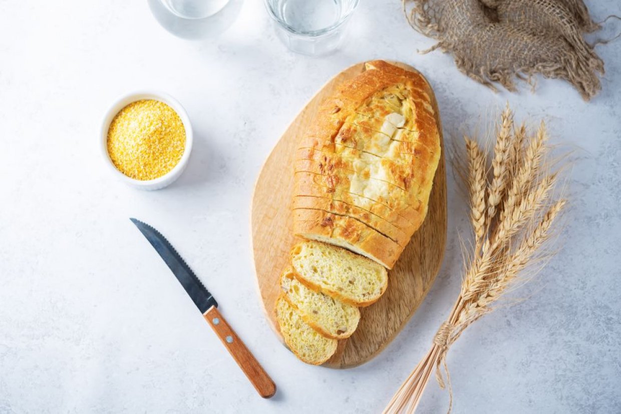 Кукурудзяний хліб