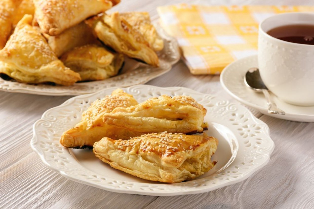 Слойки с сыром