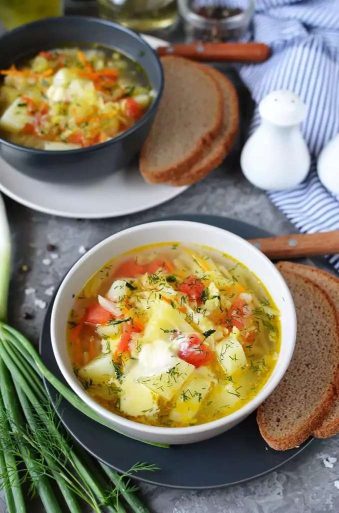 Щи из квашеной капусты в мультиварке