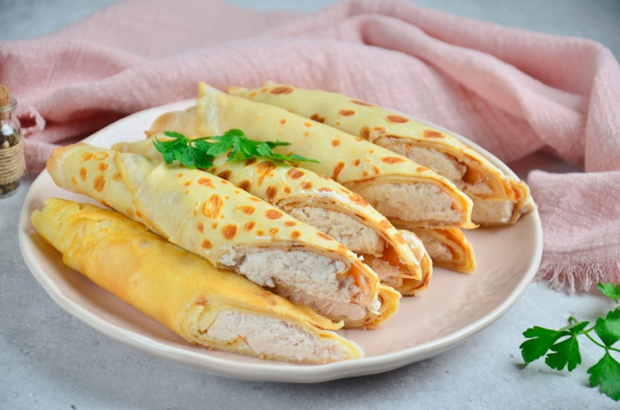 Млинці з курячим паштетом