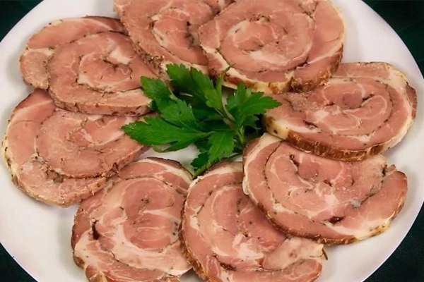 М’ясний закусочний рулет