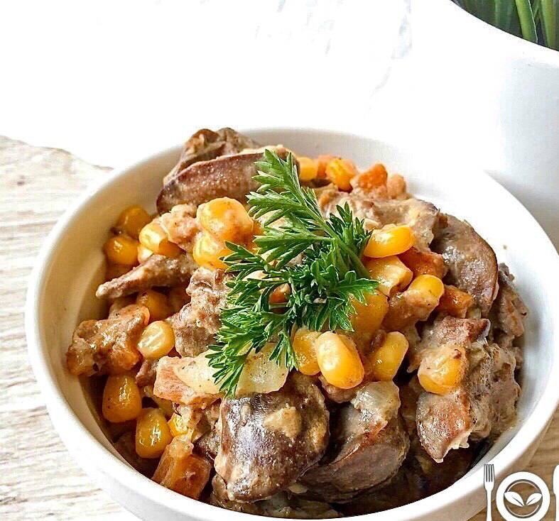 Печень с кукурузой