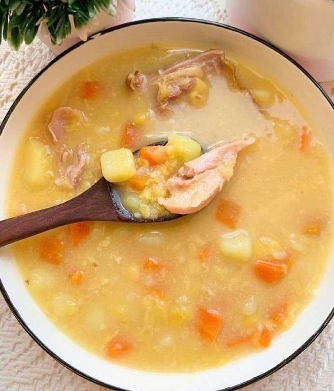 Гороховий суп