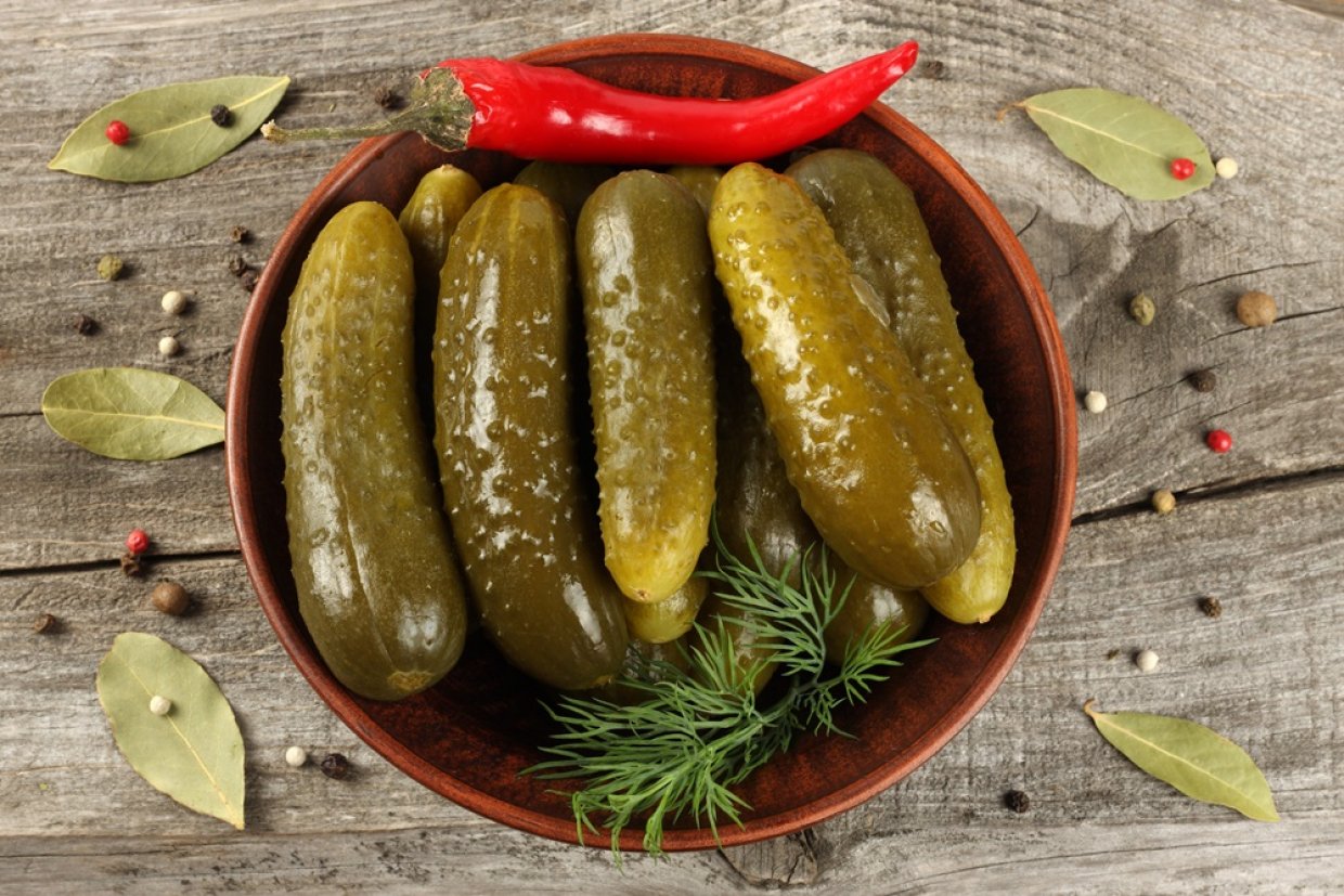 Мариновані по-французьки корнішони