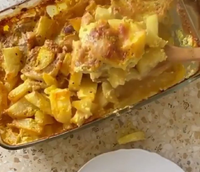 Курочка с картошечкой в сырно-сливочном соусе