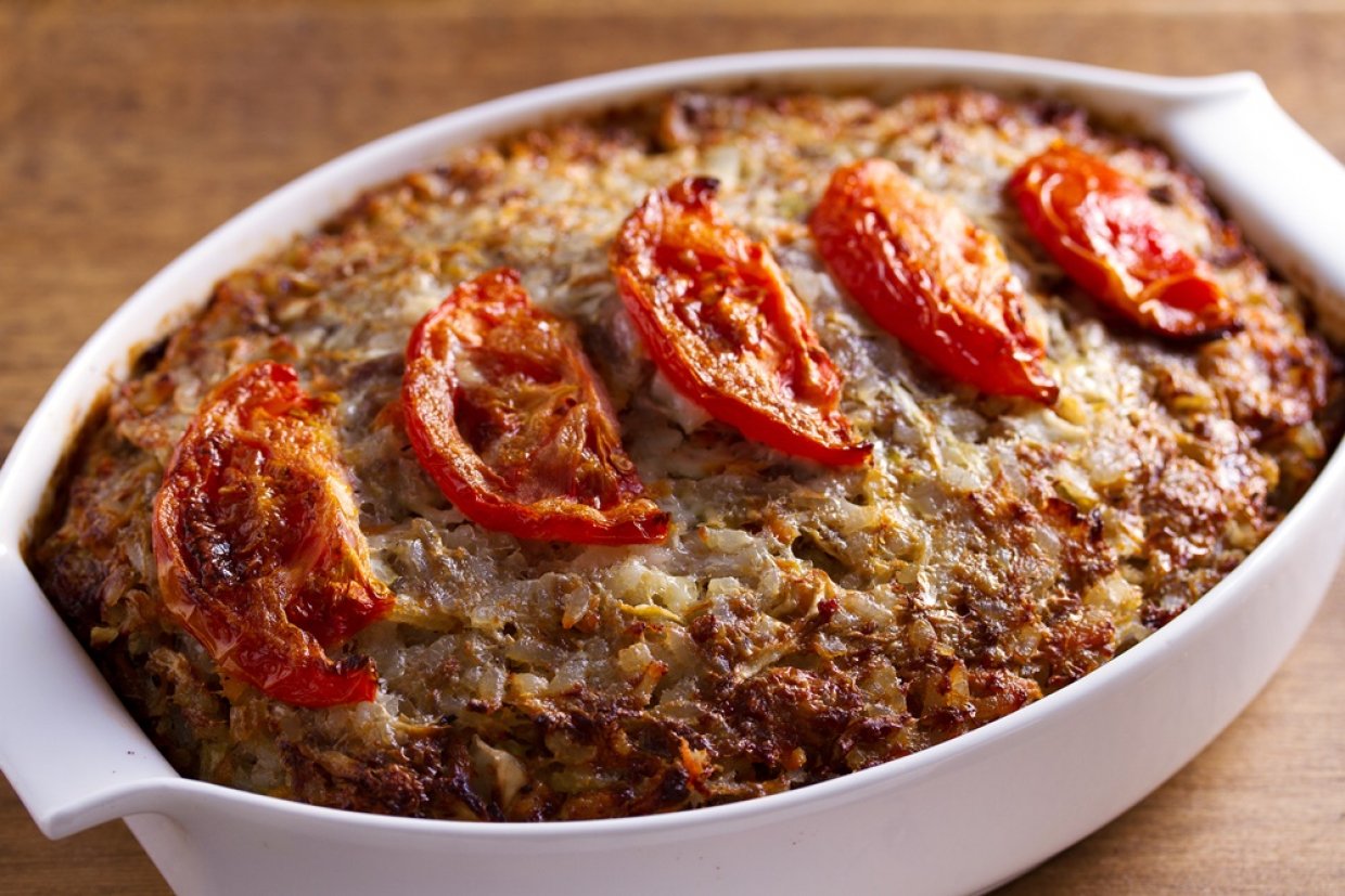Рисовая запеканка с капустой и помидорами