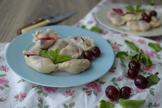 Вареники с вишней