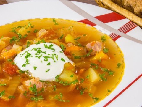 Суп із копченою куркою
