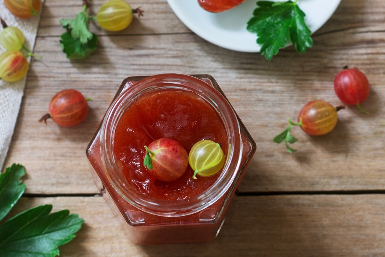 Желе из крыжовника без косточек