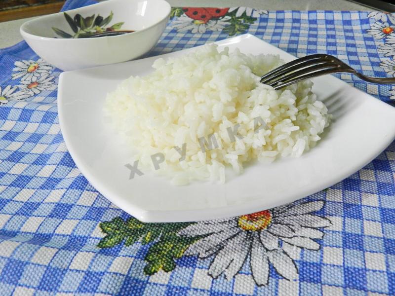 Розсипчастий рис на гарнір у мультиварці