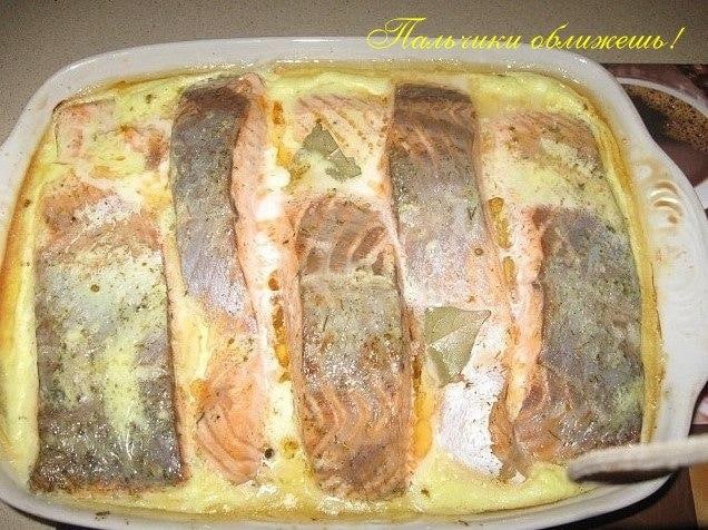 Риба, запечена у сметані