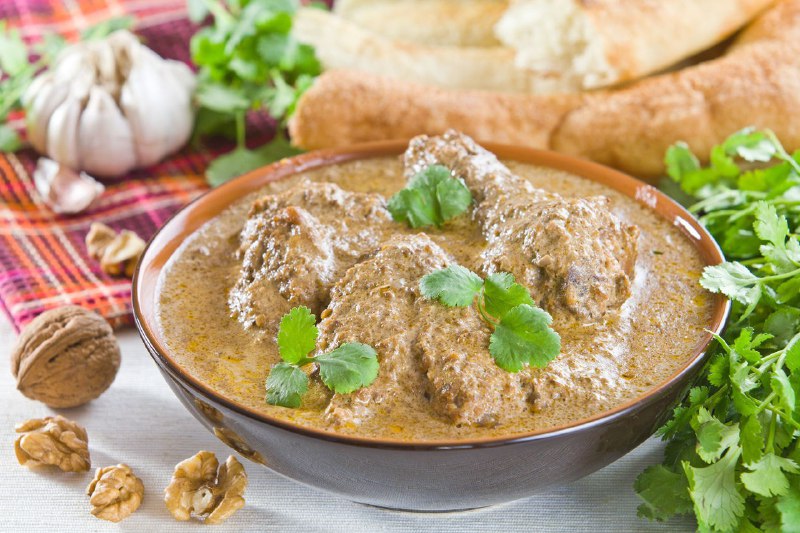 Сациві з курки по-грузинськи