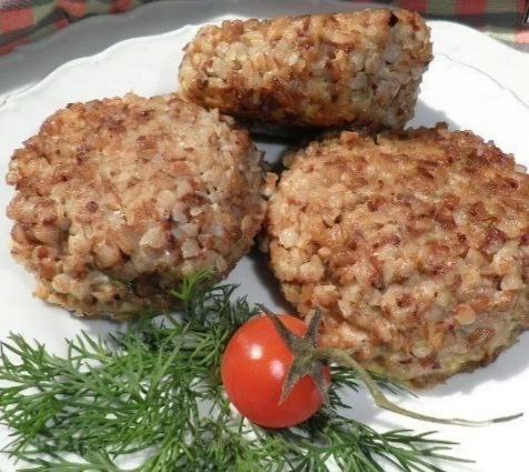 Прості гречані котлети